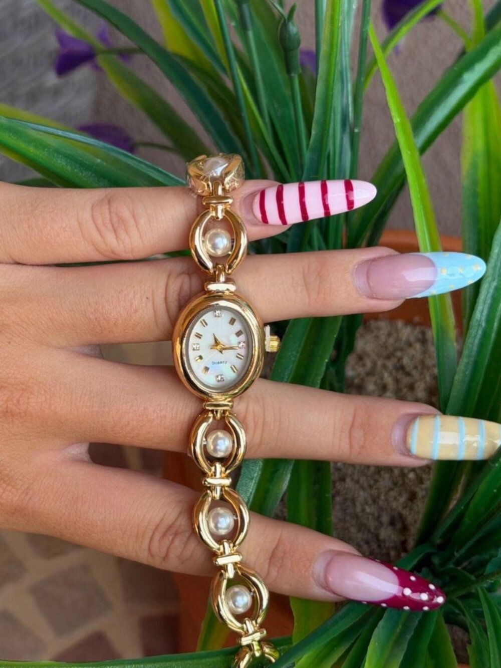 Dainty Gold Faux Pearl Dial Watch Preppy Y2K OS